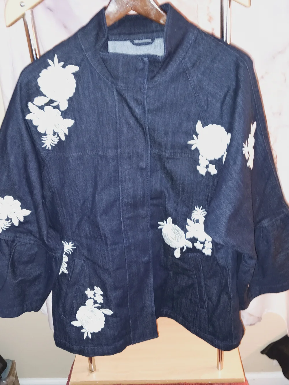 Banana Republic Denim And Embroidery Flower Jacket Sz Large
